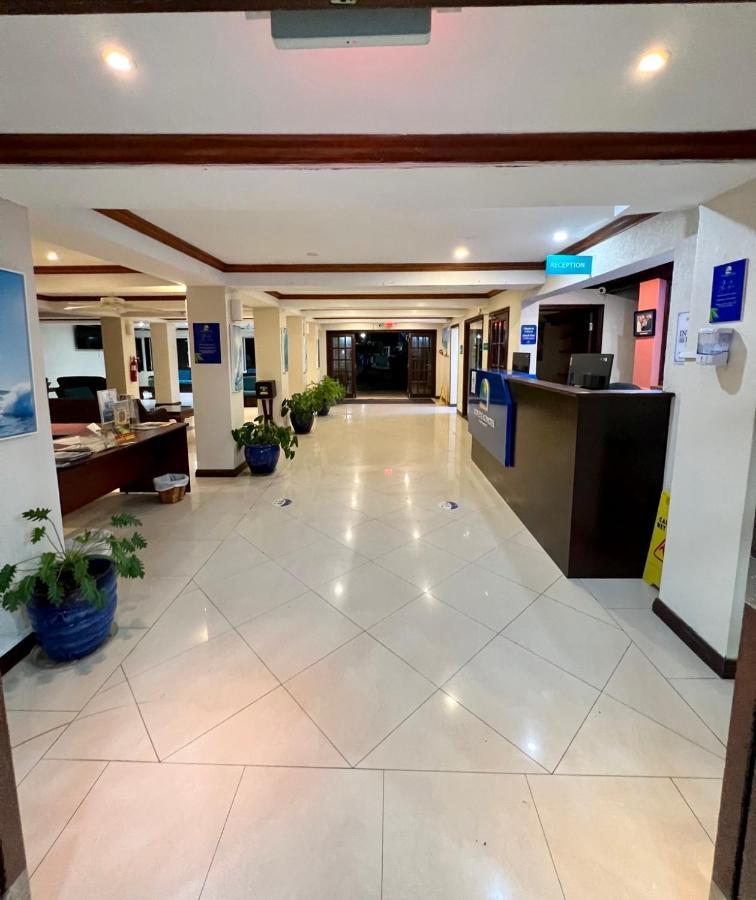 Dover Hotel