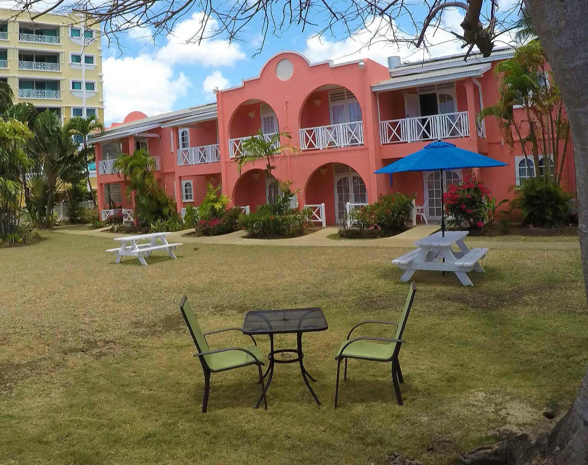 Dover Hotel 3*